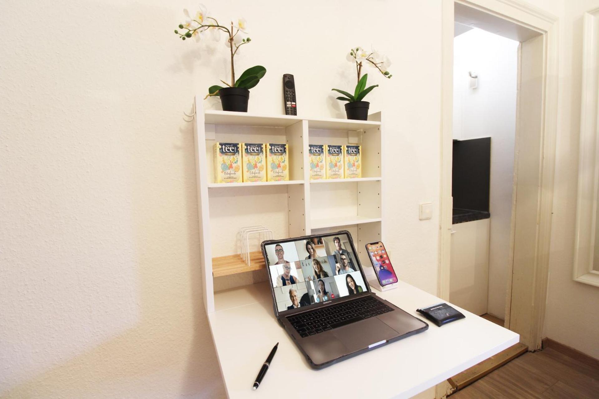 Hotel Ulm Zentrum - Komplettes Zimmer, Hochbett, Android Tv & Eigenem Bad - Perfekt Fuer Familien & Gruppen Exterior photo